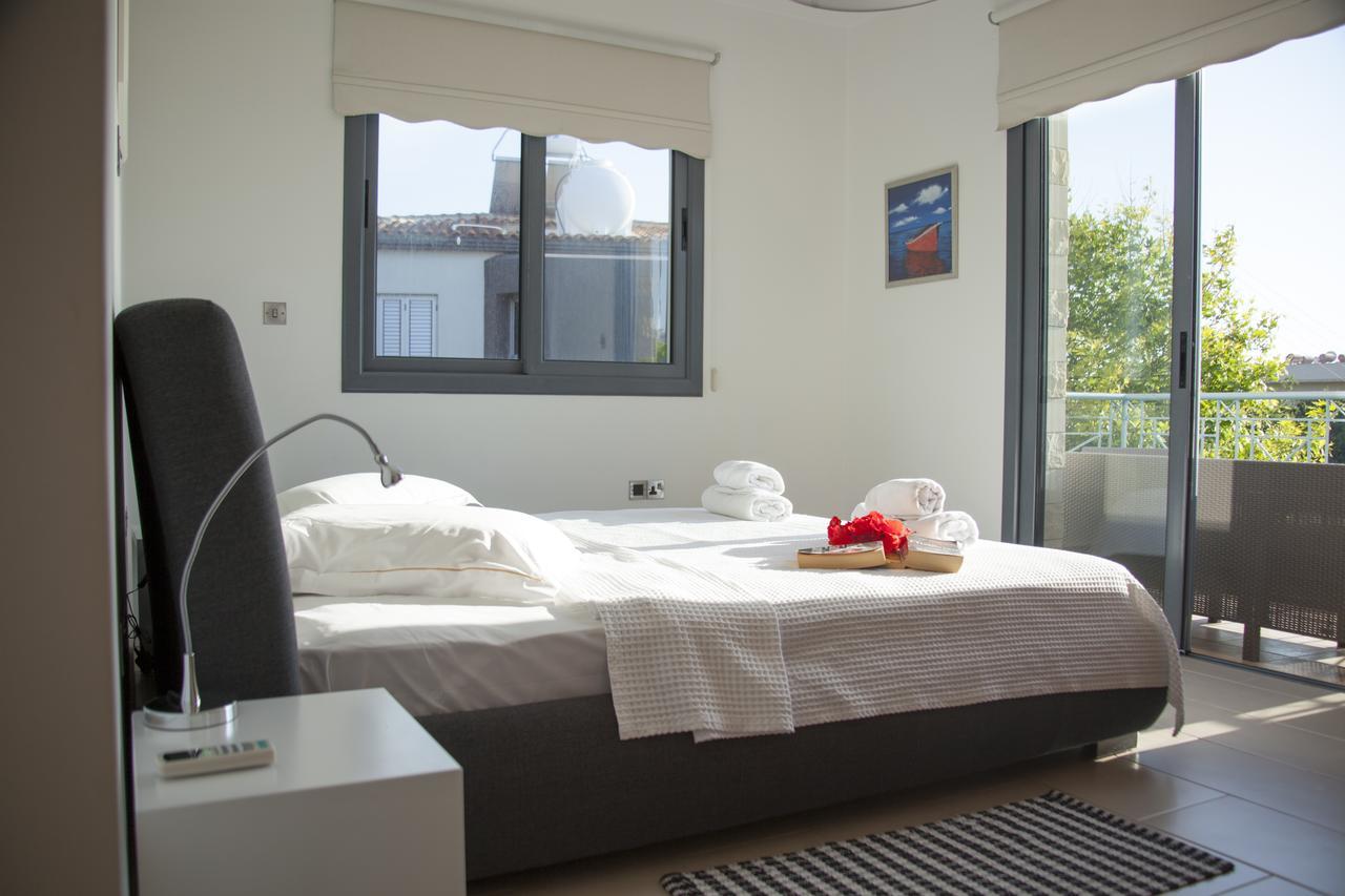 Villa Infinite Blu Paphos Eksteriør bilde