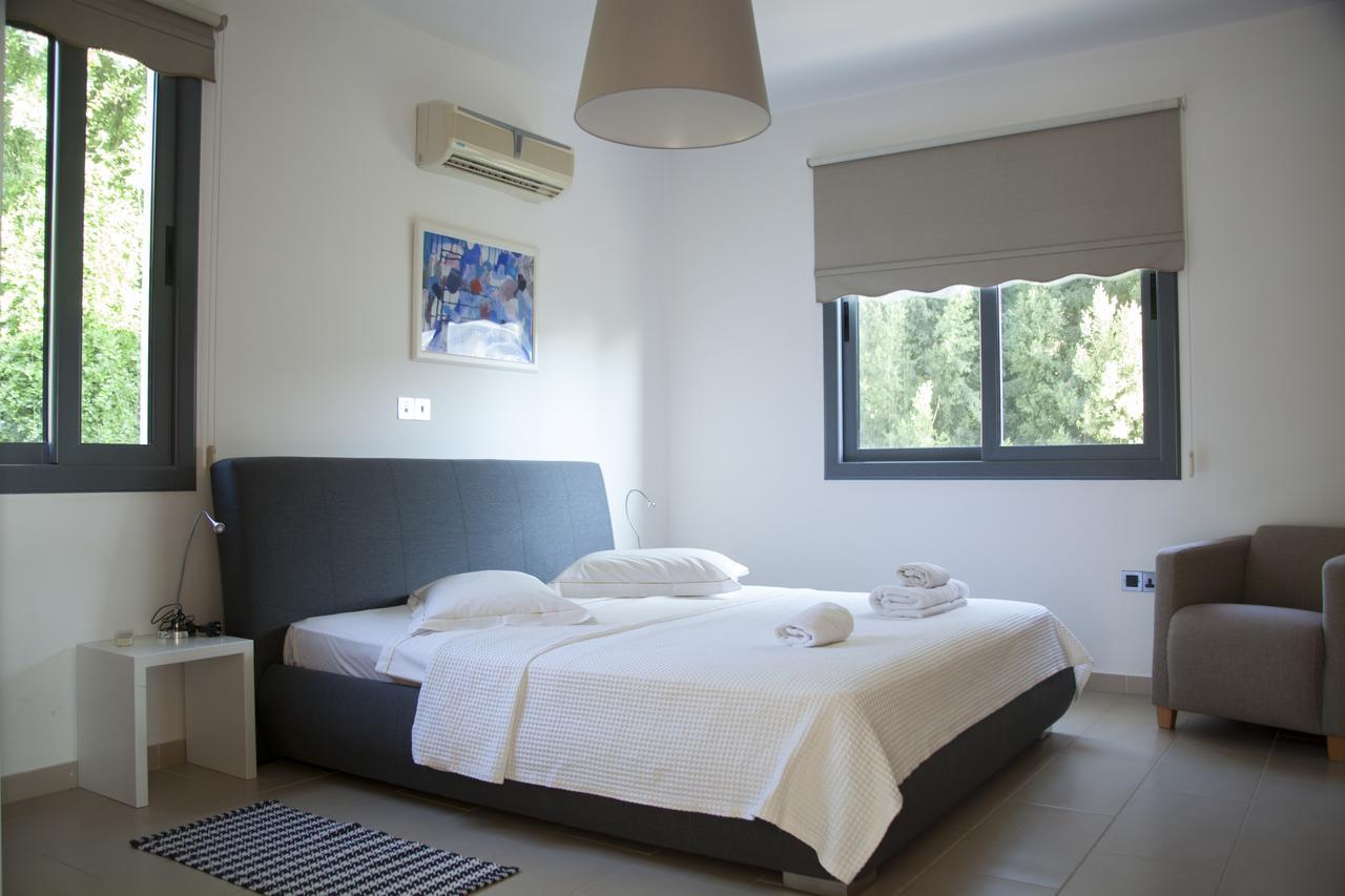 Villa Infinite Blu Paphos Eksteriør bilde