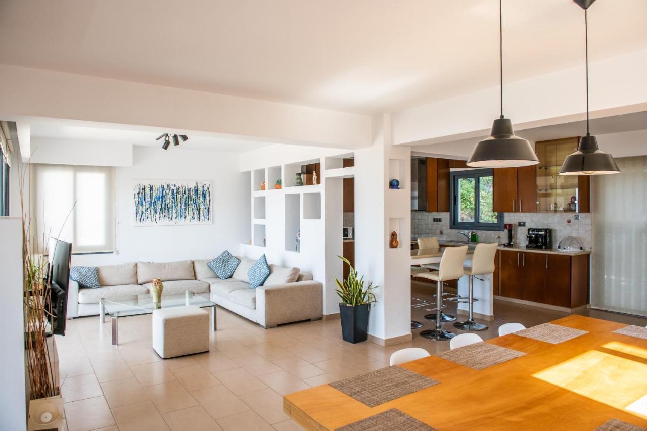 Villa Infinite Blu Paphos Eksteriør bilde
